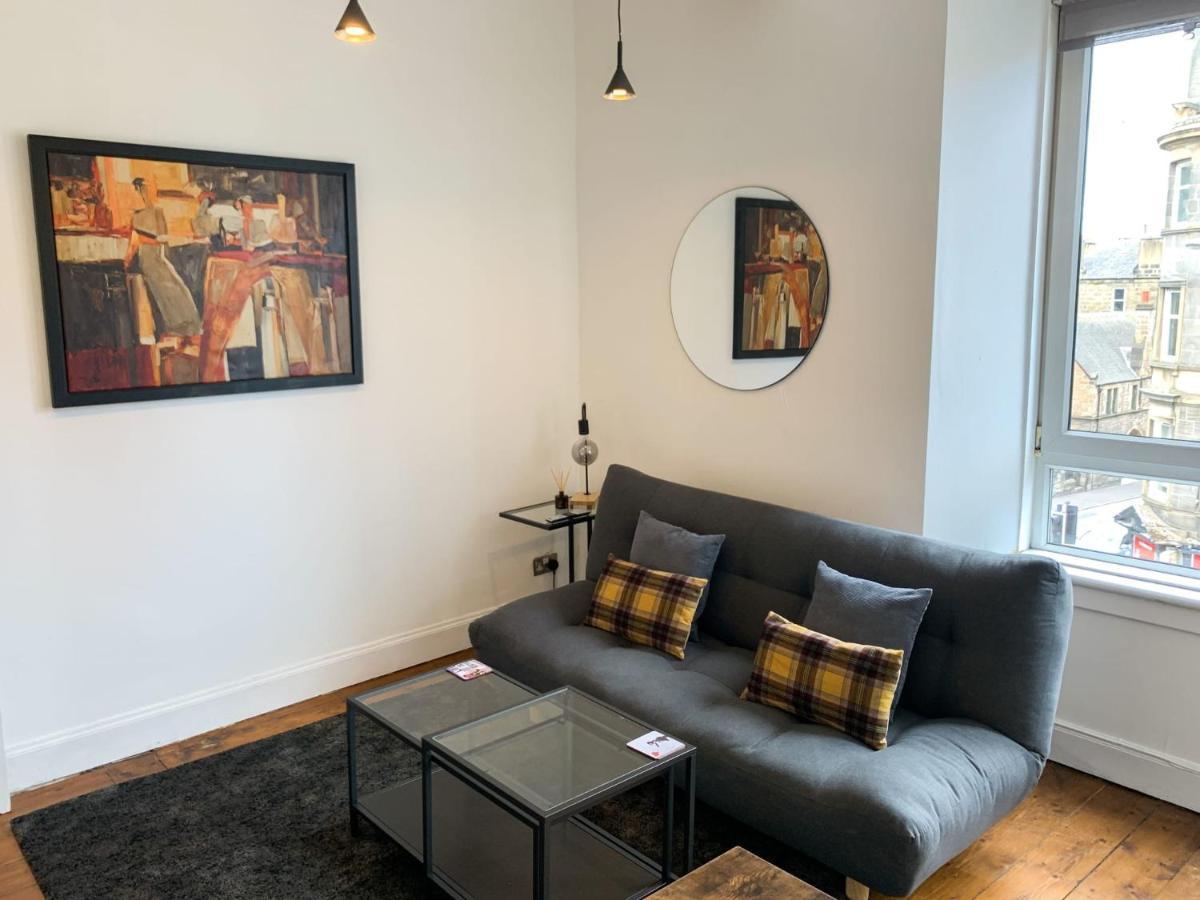 Artsy Modern 1Br Home In Abbeyhill エディンバラ エクステリア 写真